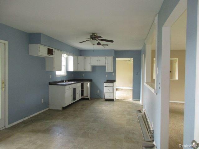 8054 Avoca Road Avoca, MI 48006 - Photo 7 of 12 220306909.JPG