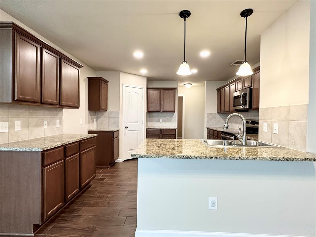 905 Quartz Trail Princeton, TX 75407 - Photo 8 of 26