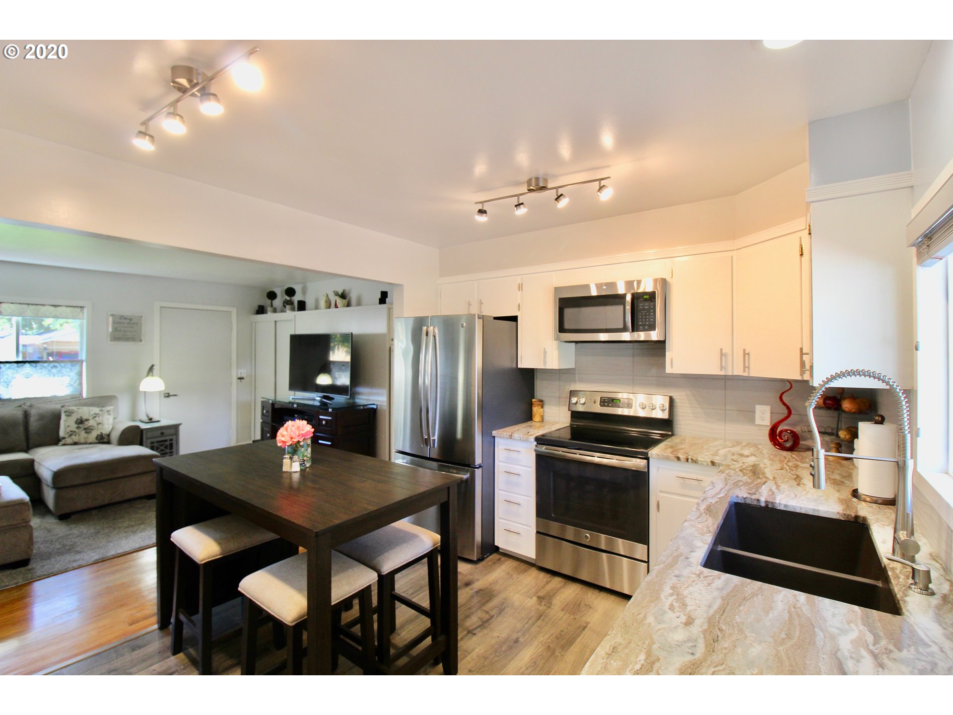 508 South Fox Road Spokane, WA 99206 - Photo 4 of 30 Gallery Image 4