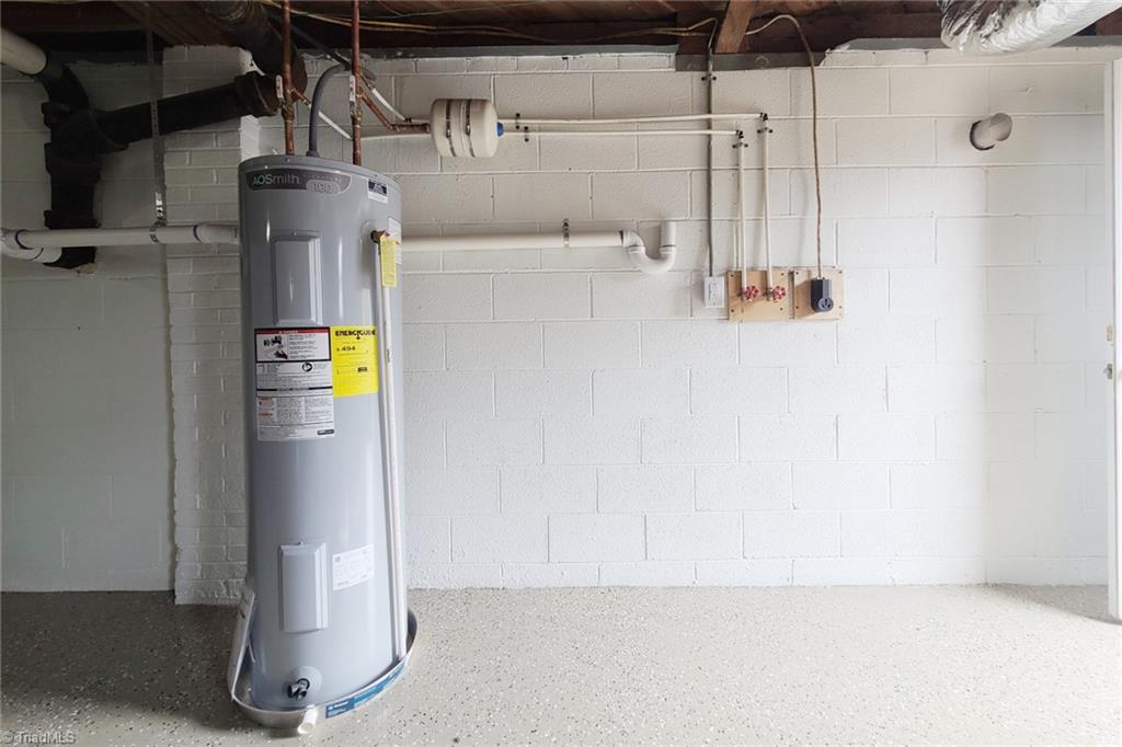 434 Oak Summit Road Winston-Salem, NC 27105 - Photo 33 of 44