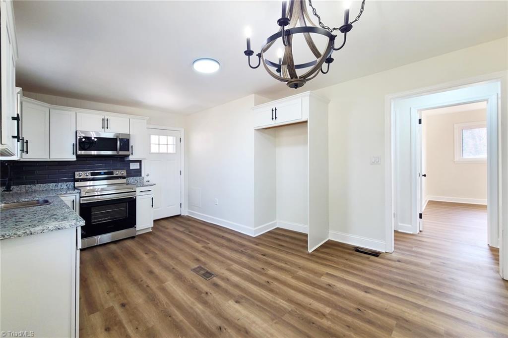 434 Oak Summit Road Winston-Salem, NC 27105 - Photo 10 of 44