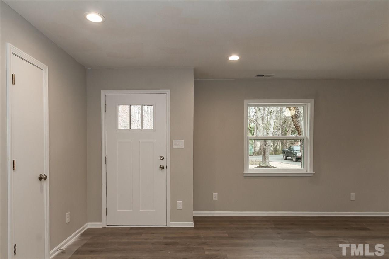 1808 Torredge Road Durham, NC 27712 - Photo 4 of 29