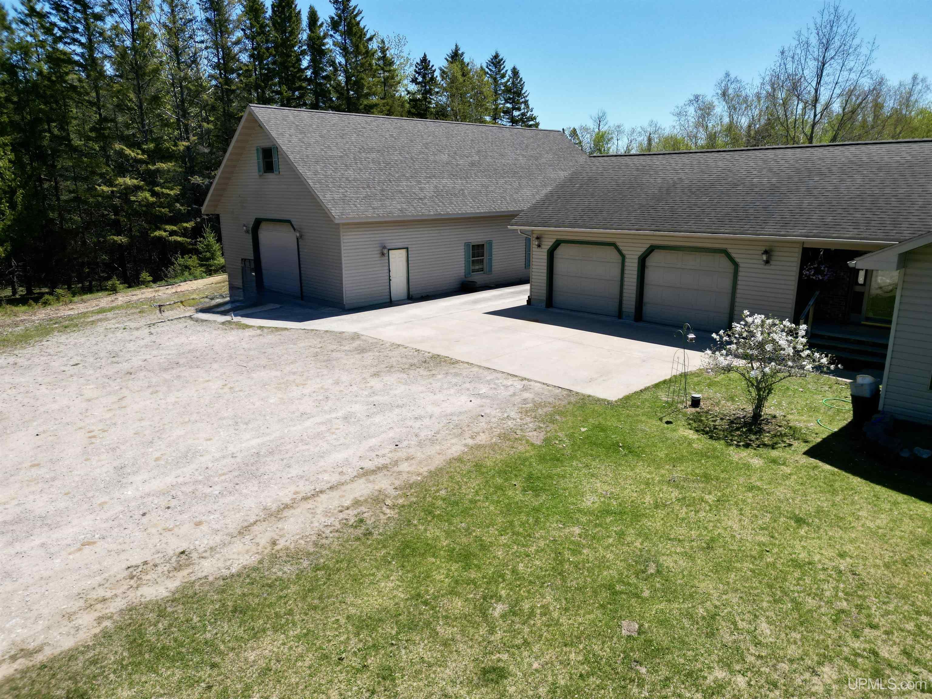 16861 17th Road Garden, MI 49835 - Photo 8 of 78