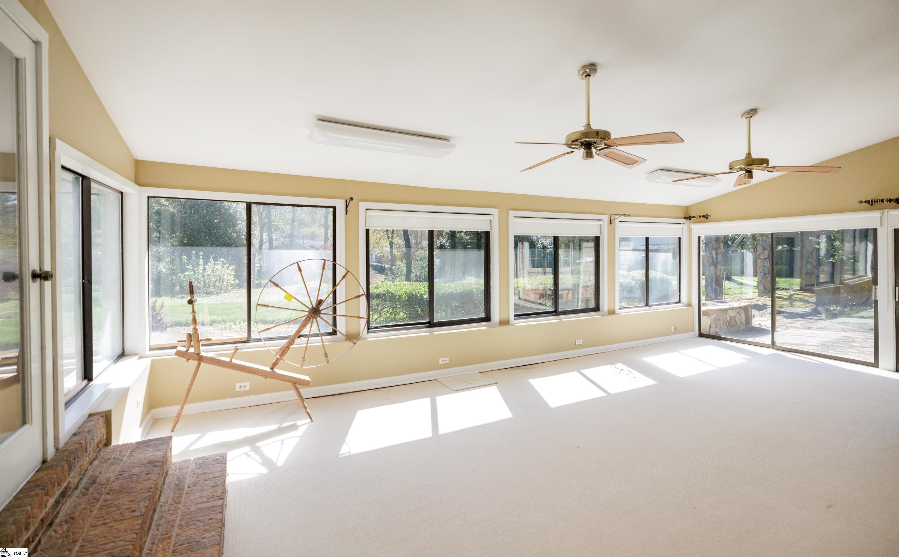 731 Parkins Mill Road Greenville, SC 29607 - Photo 17 of 41