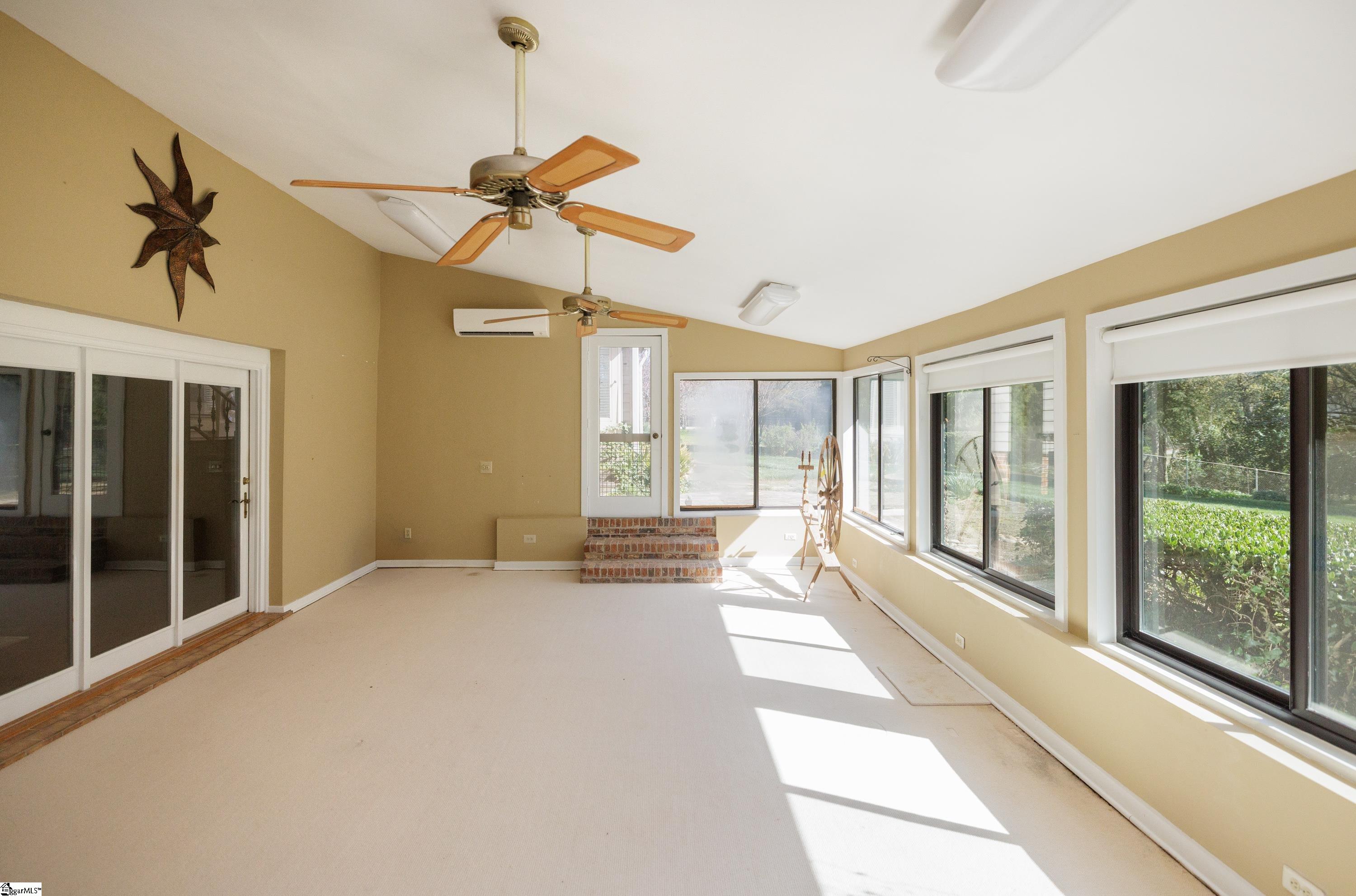 731 Parkins Mill Road Greenville, SC 29607 - Photo 18 of 41