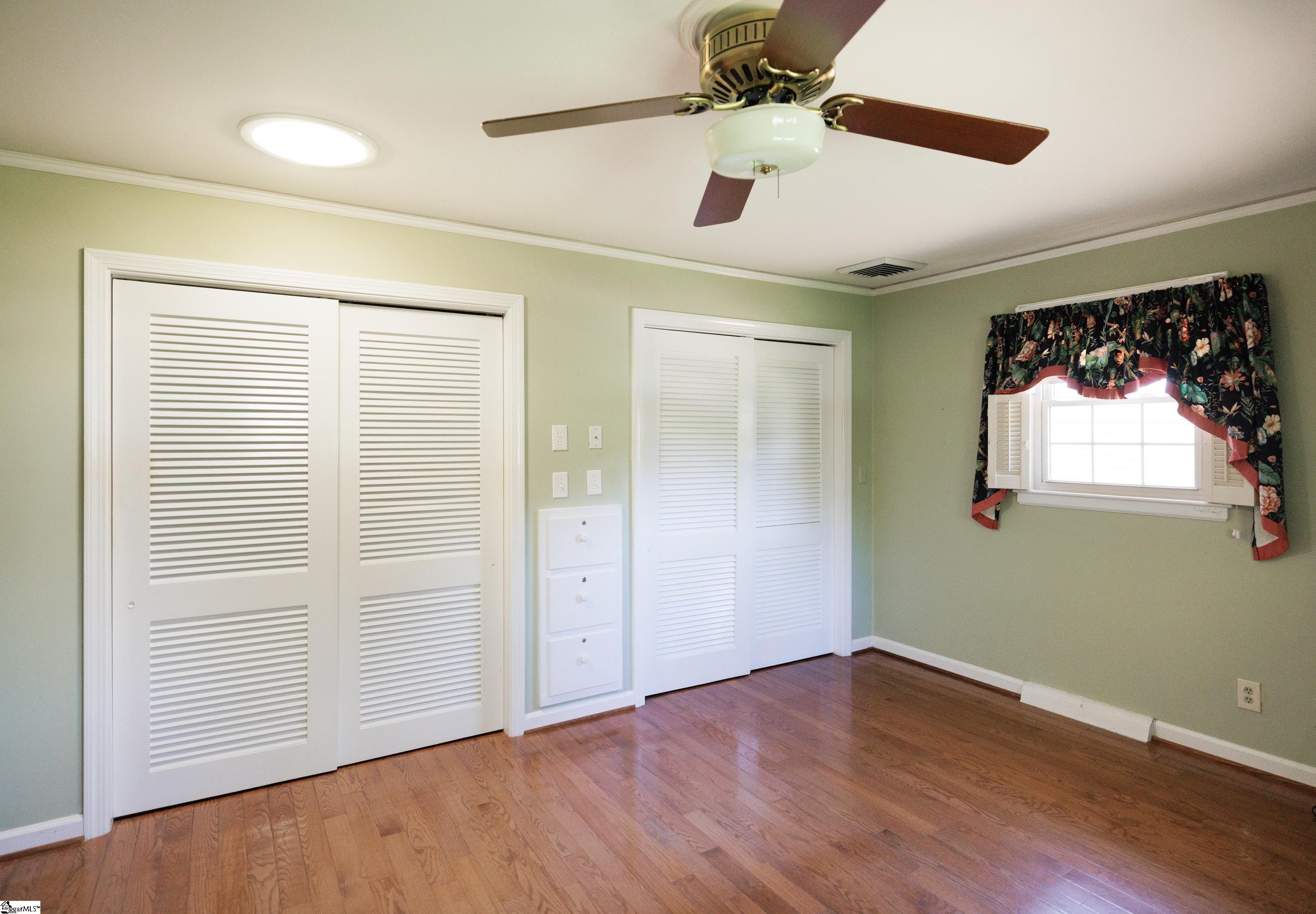 731 Parkins Mill Road Greenville, SC 29607 - Photo 20 of 41