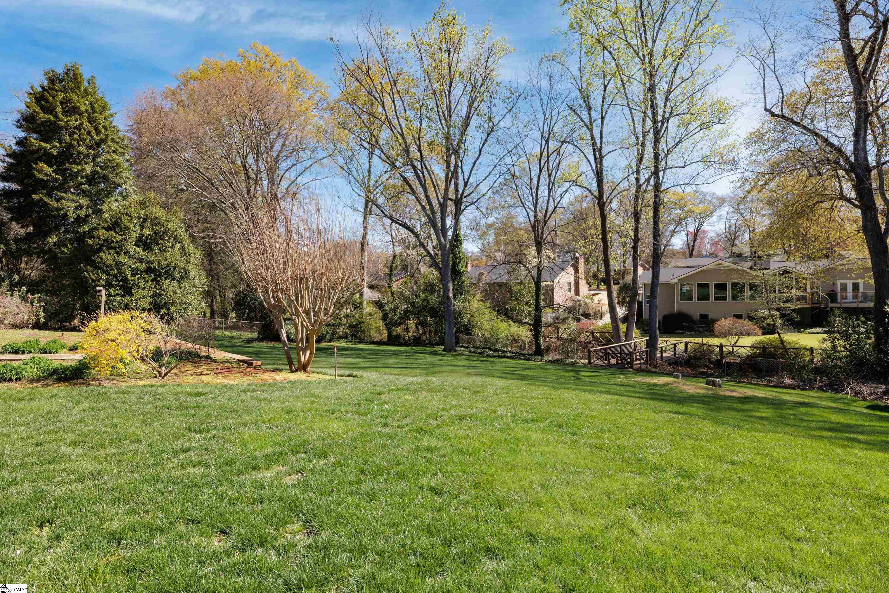 731 Parkins Mill Road Greenville, SC 29607 - Photo 28 of 41