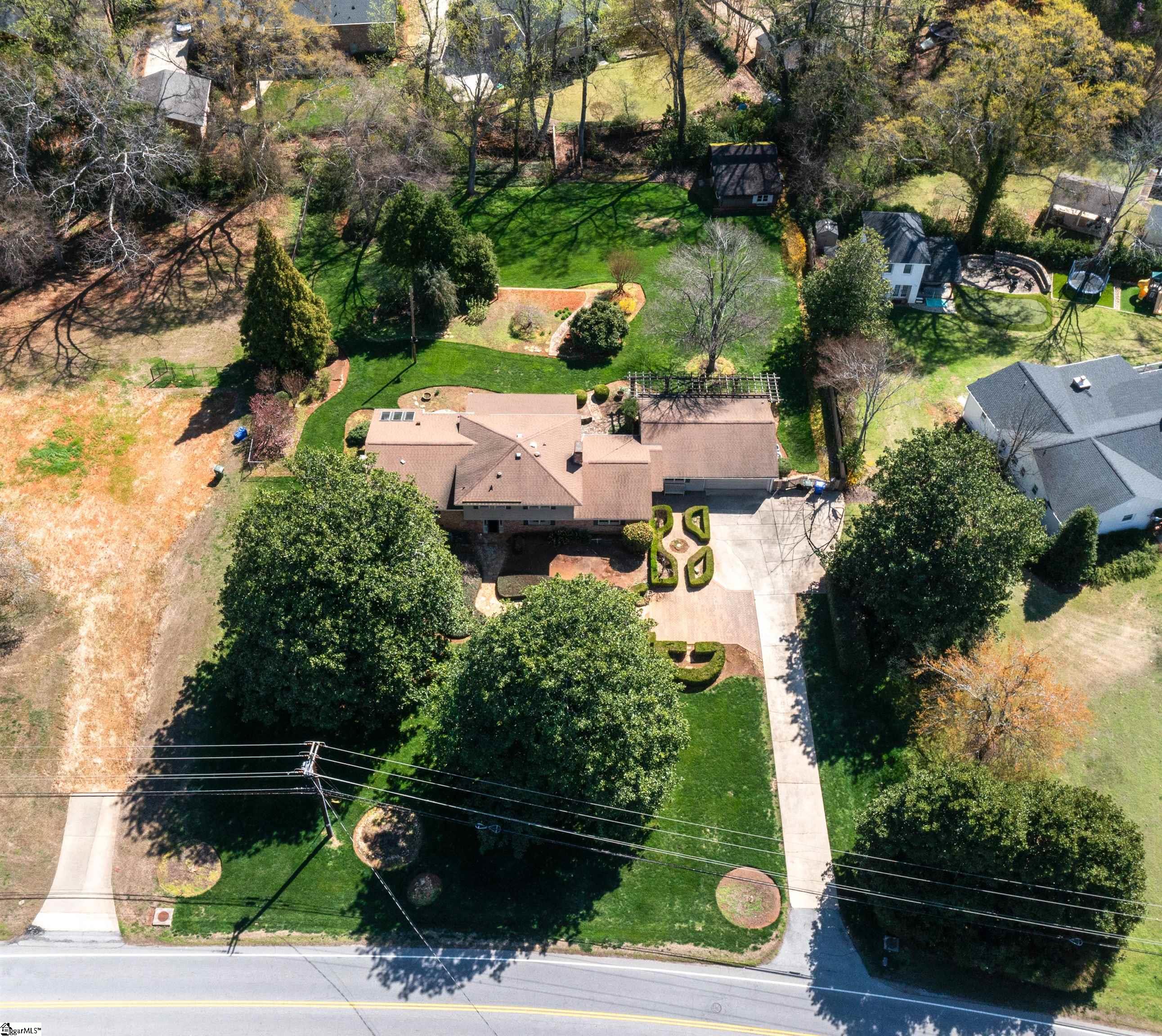731 Parkins Mill Road Greenville, SC 29607 - Photo 35 of 41