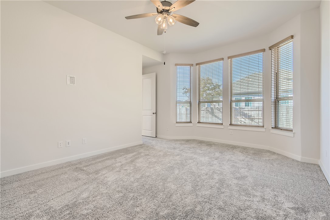 4504 Post Loop Round Rock, TX 78681 - Photo 11 of 30