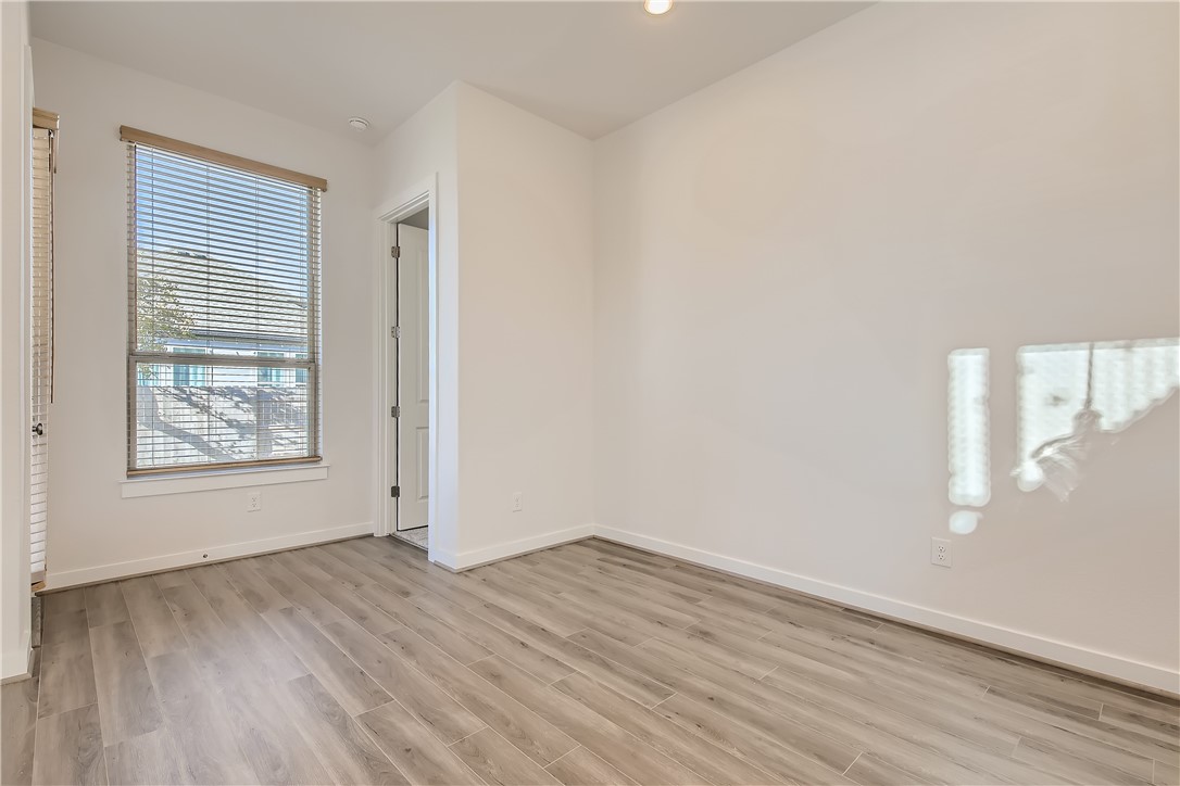 4504 Post Loop Round Rock, TX 78681 - Photo 9 of 30