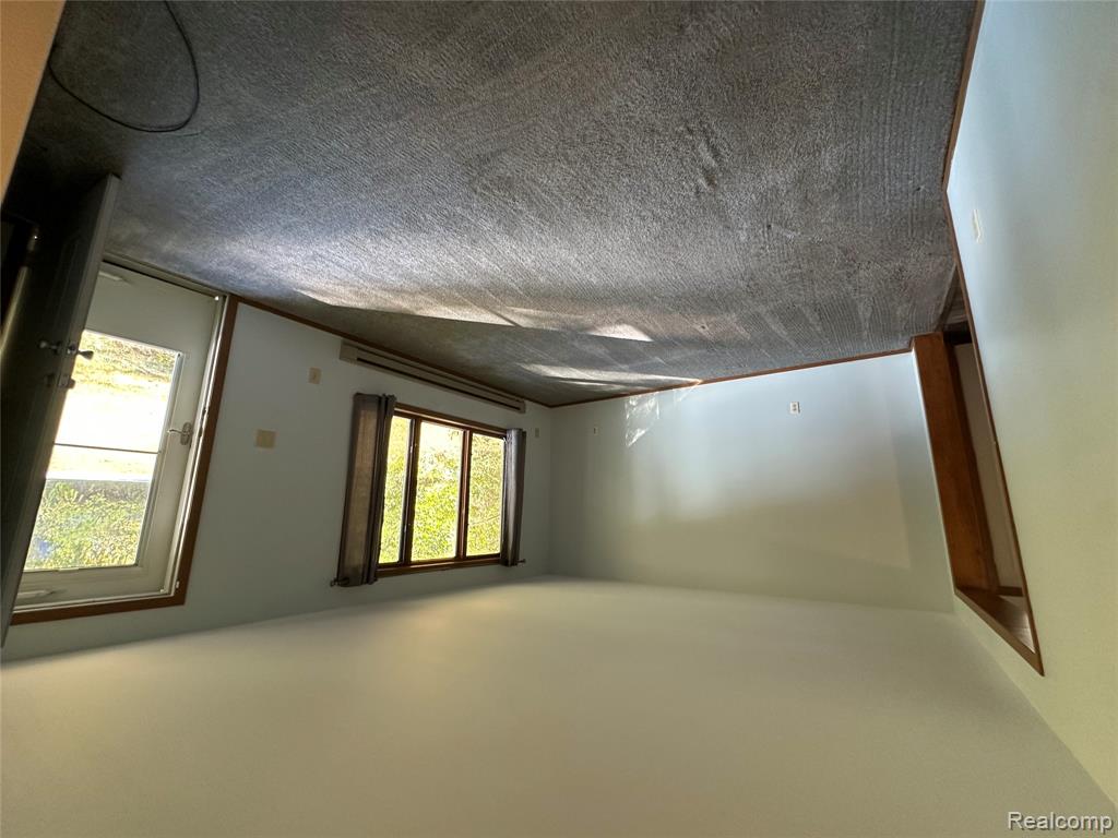 41346 Bemis Road Belleville, MI 48111 - Photo 2 of 14