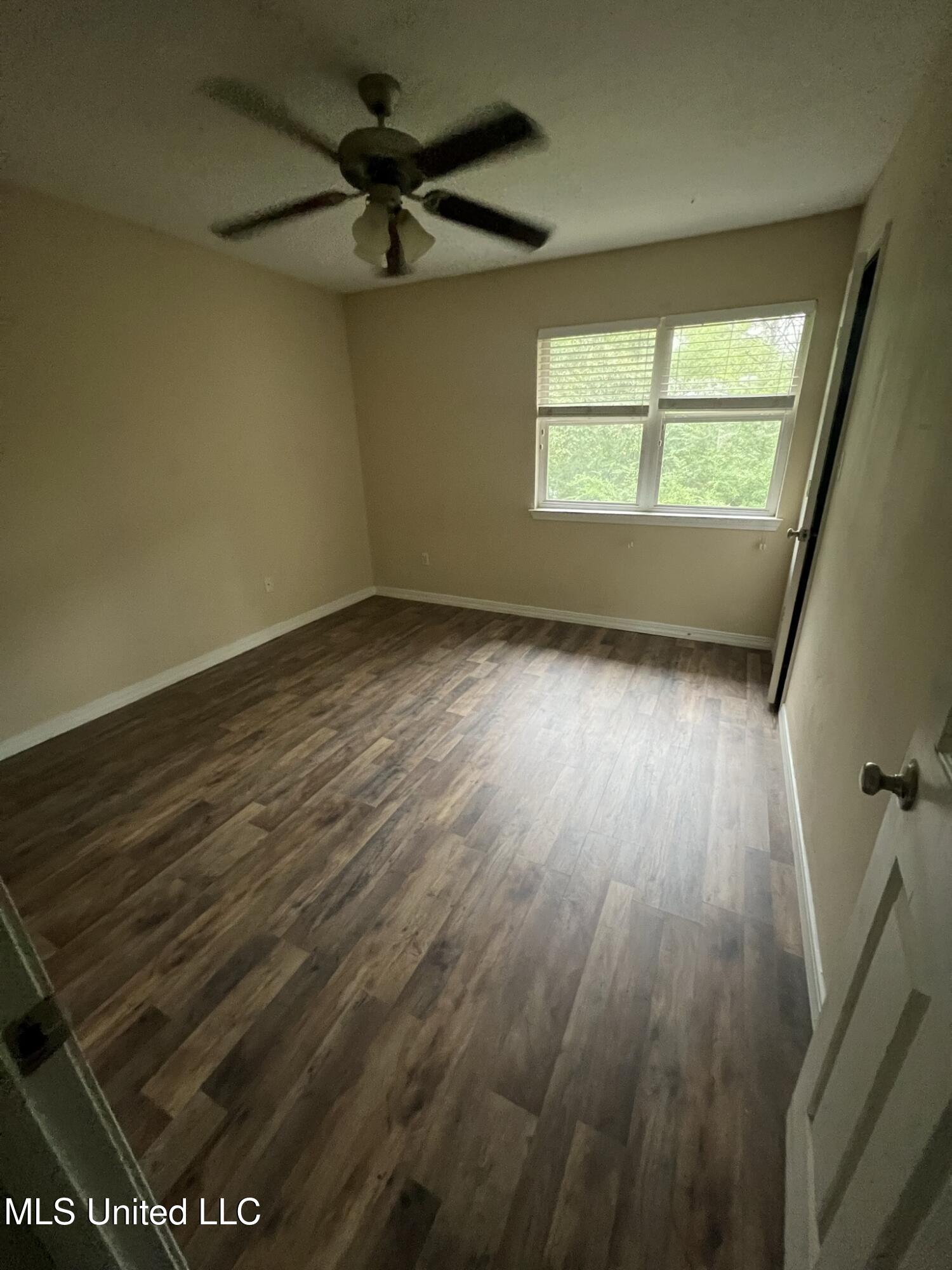 1625 Martin Bluff Road, Unit 47 Gautier, MS 39553 - Photo 11 of 12 IMG_0213