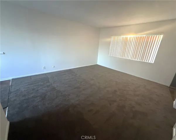 a view of empty room with window