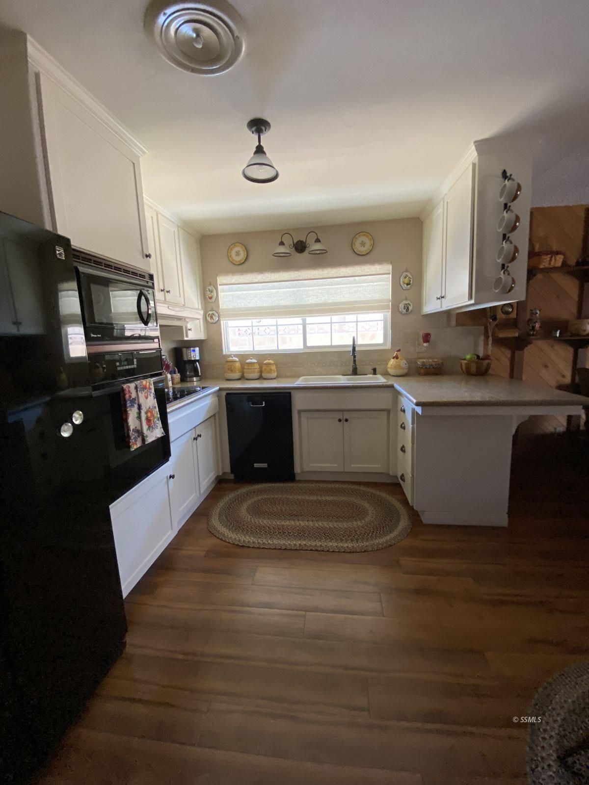 309 Peg Street Ridgecrest, CA 93555 - Photo 14 of 50