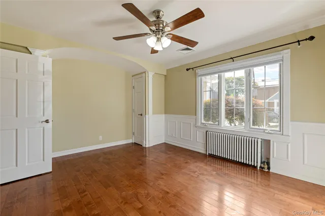 $4,950 | 17 Cedar Drive, Farmingdale, NY 11735