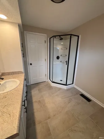 $294,900 | 6823 Laurelwood Cove, Fort Wayne, IN 46835