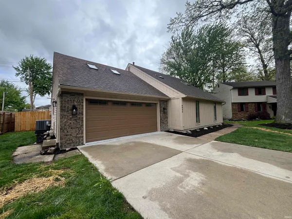 $294,900 | 6823 Laurelwood Cove, Fort Wayne, IN 46835