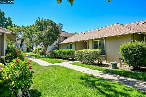 $499,000 | 825 Oak Grove Road, Unit 16, Concord, CA 94518
