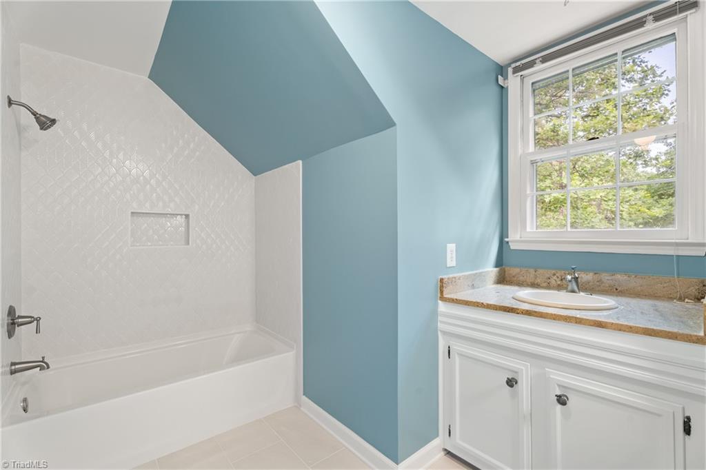 2460 Vincent Road Winston-Salem, NC 27106 - Photo 27 of 41
