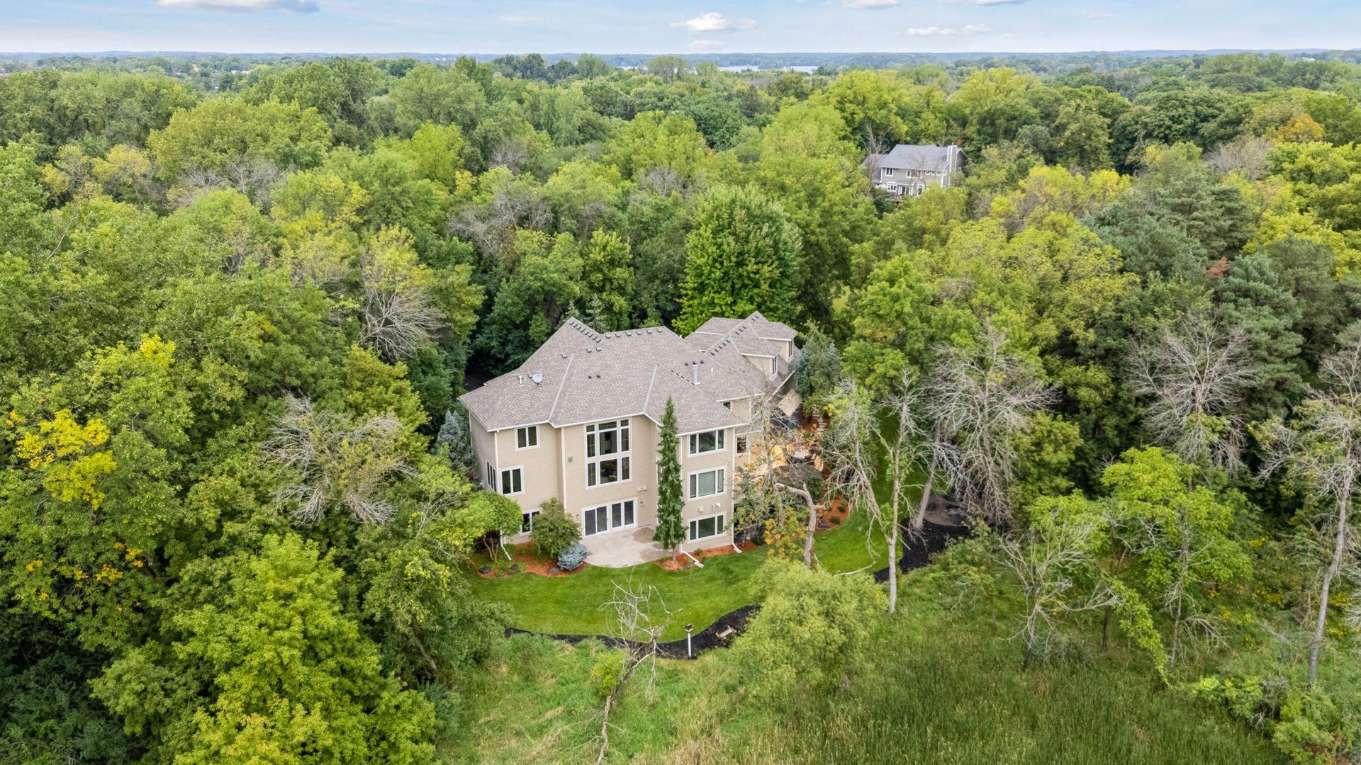6065 Apple Road Excelsior, MN 55331 - Photo 7 of 89 Gallery Image 7