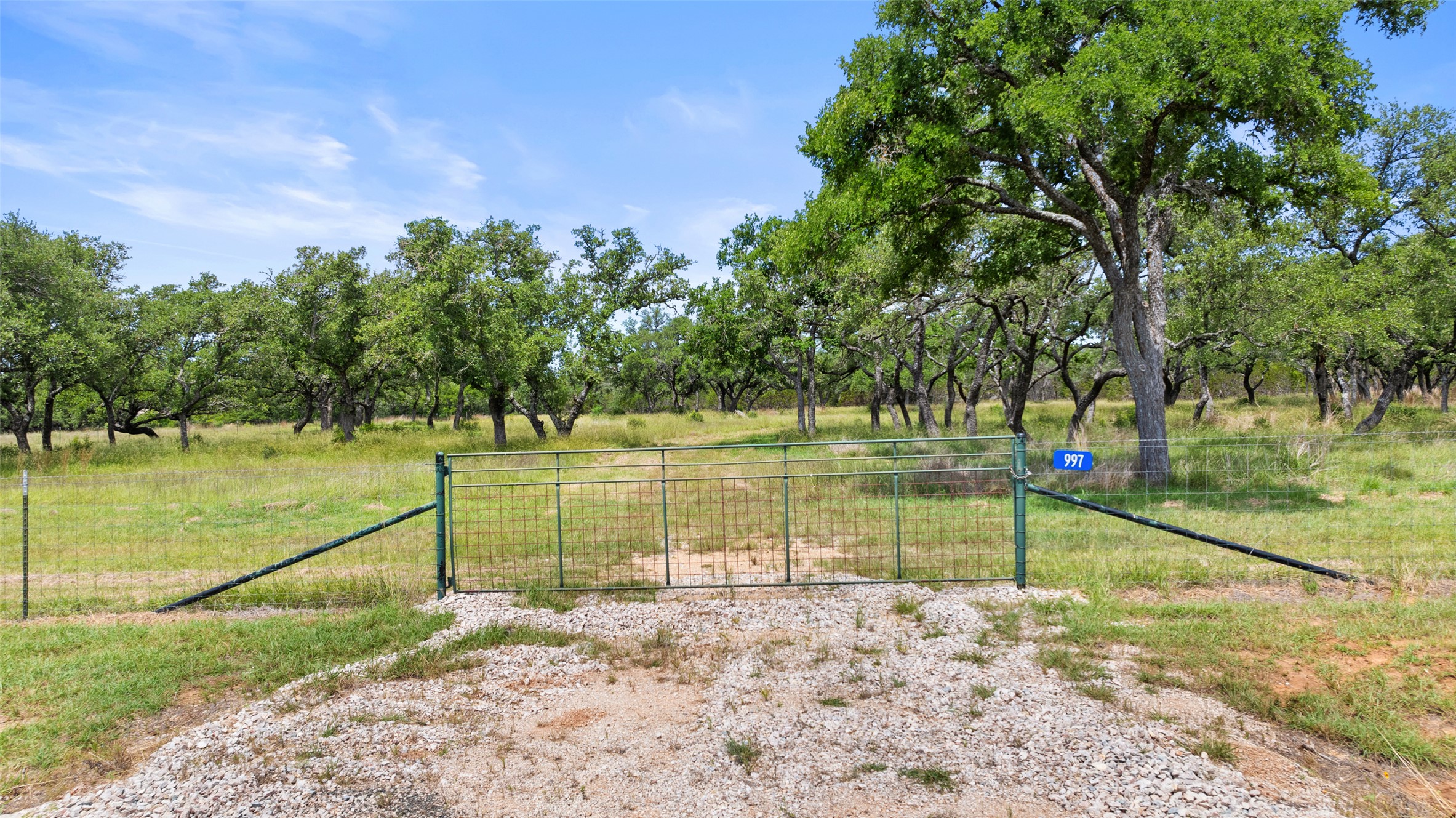 997 Sandy Oaks Ranch Road Johnson City, TX 78636 - Photo 5 of 11 a view of a park