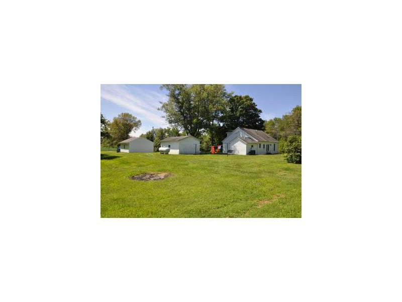 7290 West Deaver Road Columbus, IN 47201 - Photo 17 of 18 Gallery Image 17