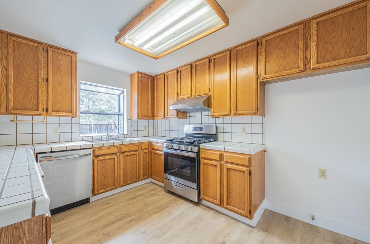 18020 Moro Road Salinas, CA 93907 - Photo 14 of 35 Gallery Image 14