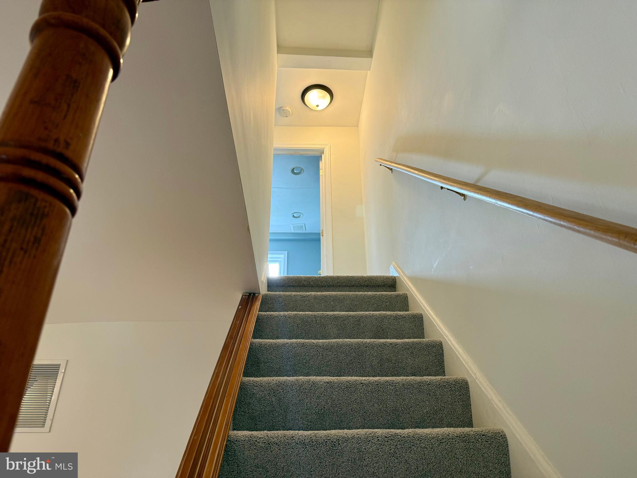 16 Portship Road Baltimore, MD 21222 - Photo 10 of 21 a view of entryway
