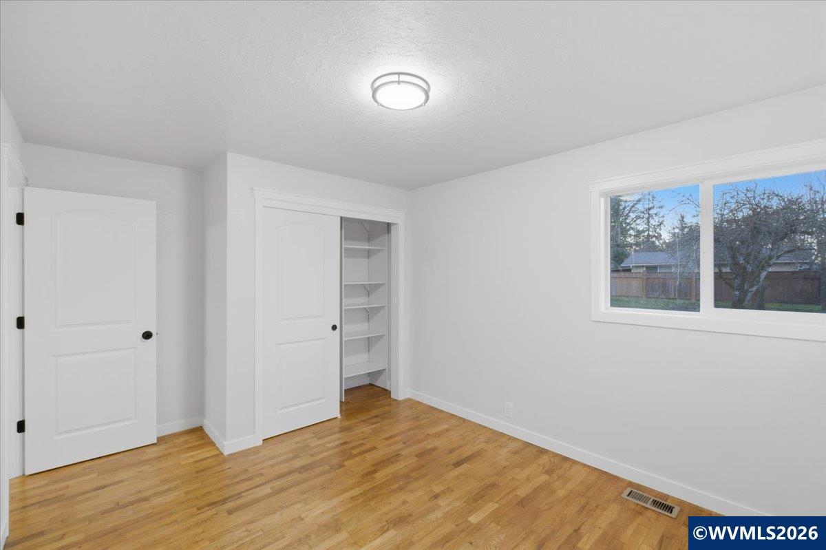 33001 Sandridge Road Lebanon, OR 97355 - Photo 32 of 50