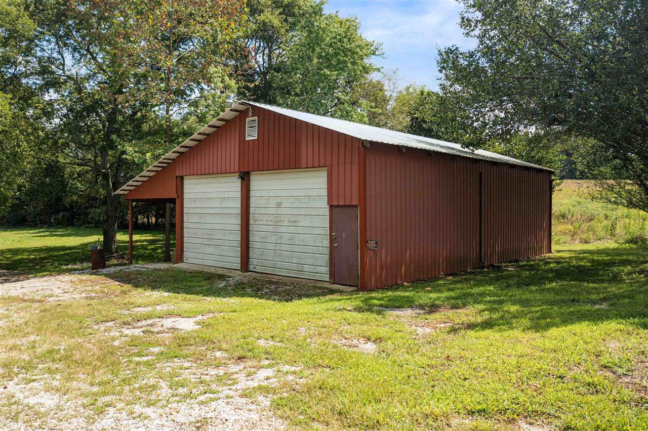 8800 Lewisburg Road Lewisburg, KY 42256 - Photo 7 of 8 Gallery Image 7