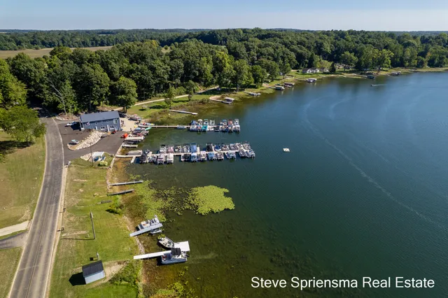 $349,900 | 59477 County Line Road, Three Rivers, MI 49093