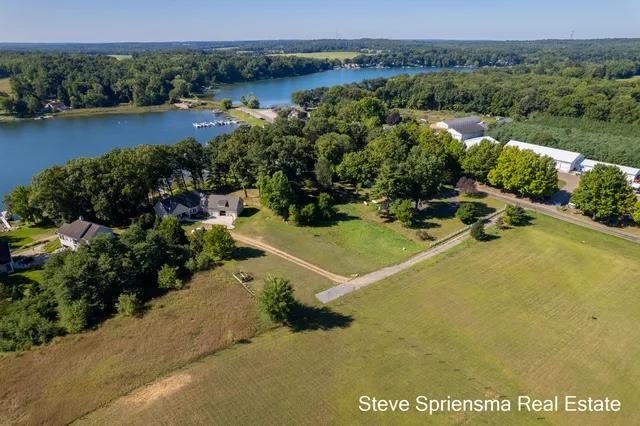 $349,900 | 59477 County Line Road, Three Rivers, MI 49093