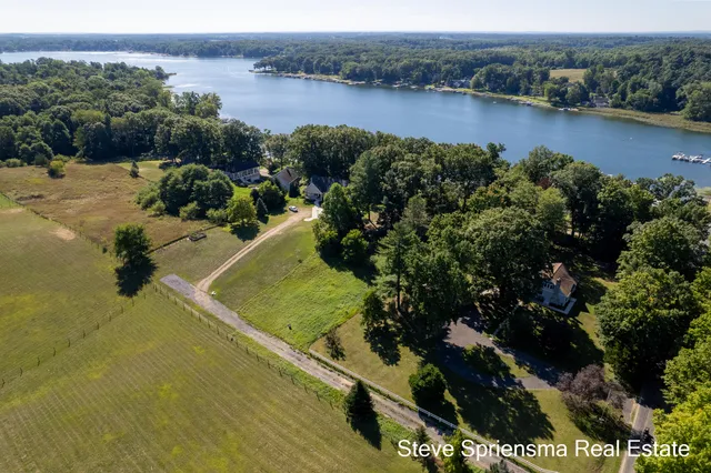 $349,900 | 59477 County Line Road, Three Rivers, MI 49093