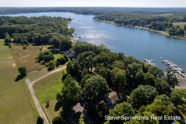 $349,900 | 59477 County Line Road, Three Rivers, MI 49093