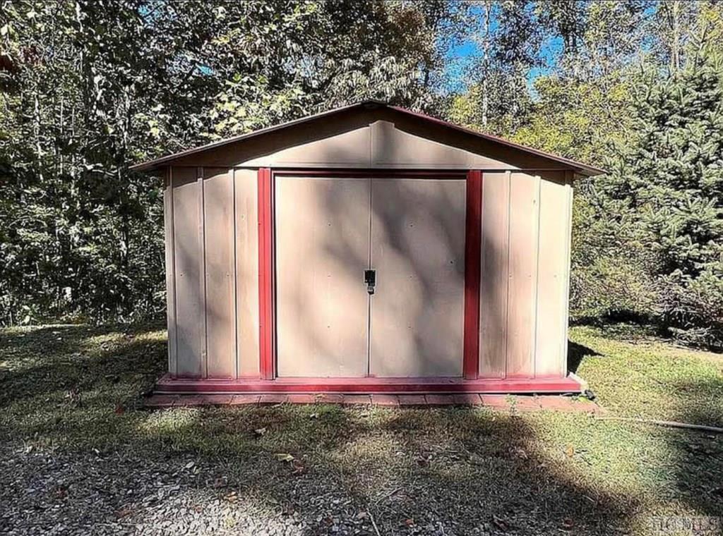 119 Sunset Ridge Road Franklin, NC 28734 - Photo 21 of 24 Gallery Image 21