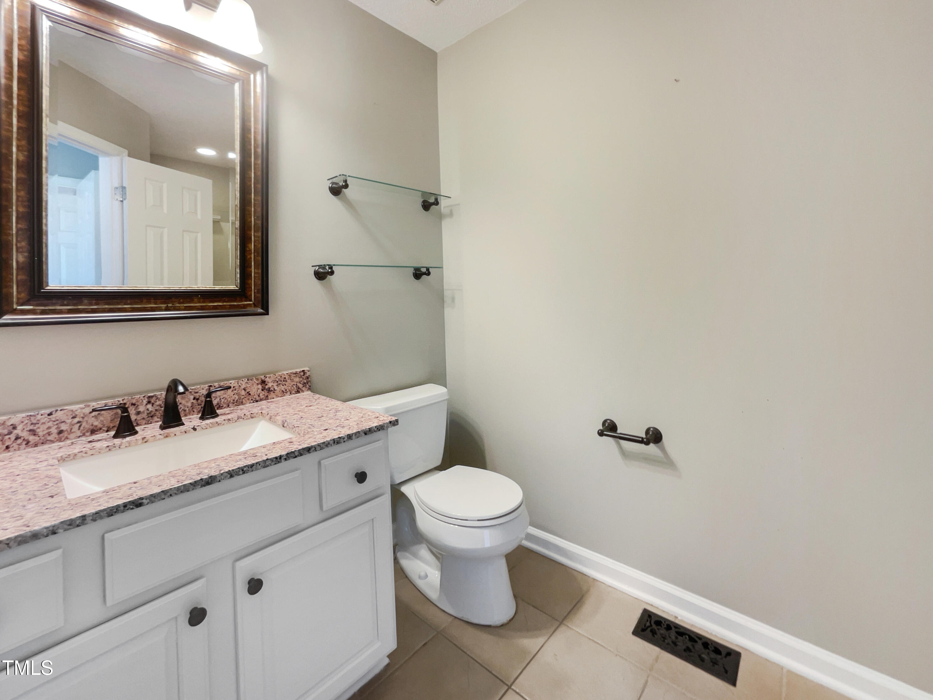 1638 Oakland Hills Way Raleigh, NC 27604 - Photo 19 of 21 photo_19