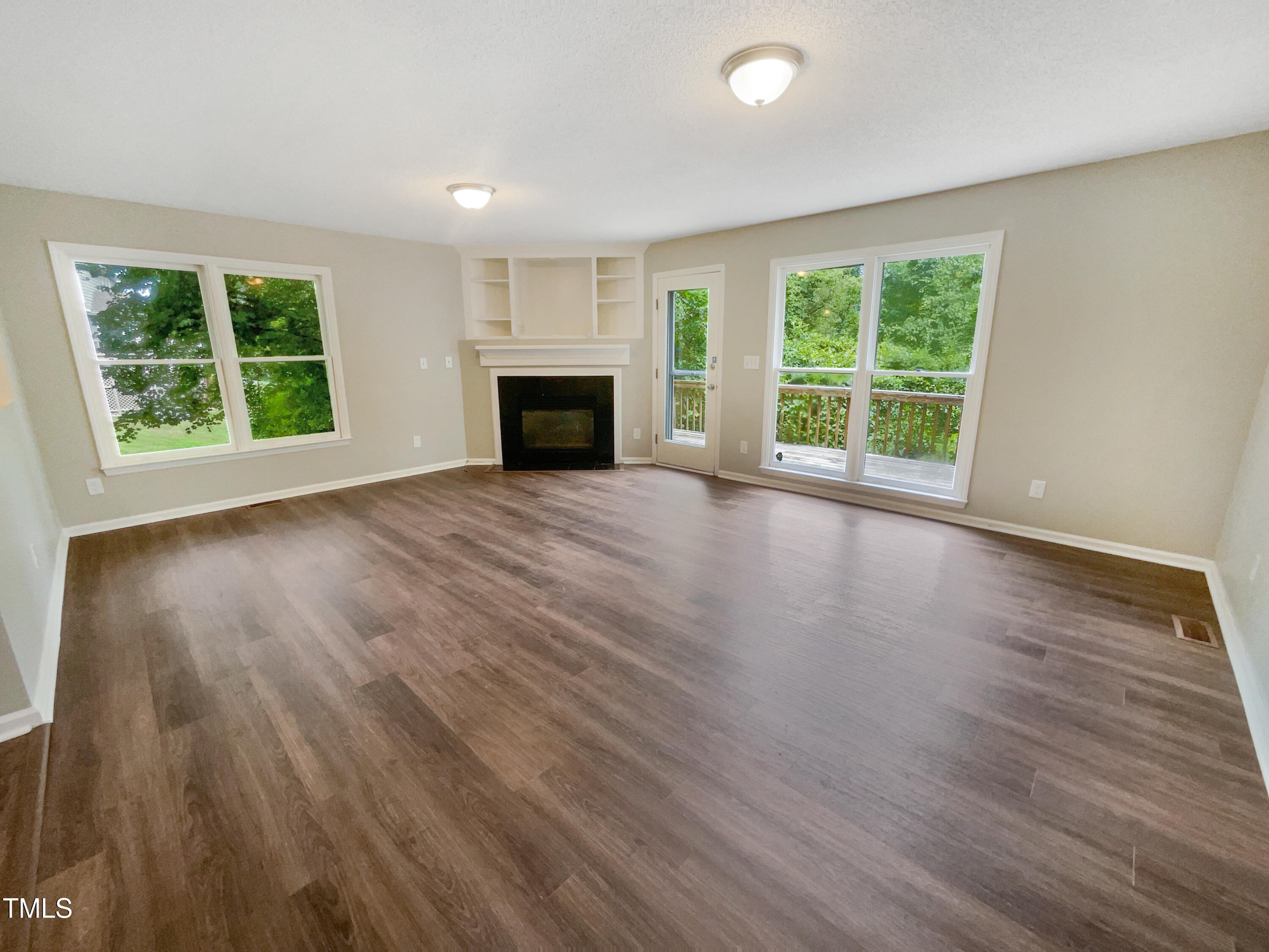 1638 Oakland Hills Way Raleigh, NC 27604 - Photo 3 of 21 photo_03