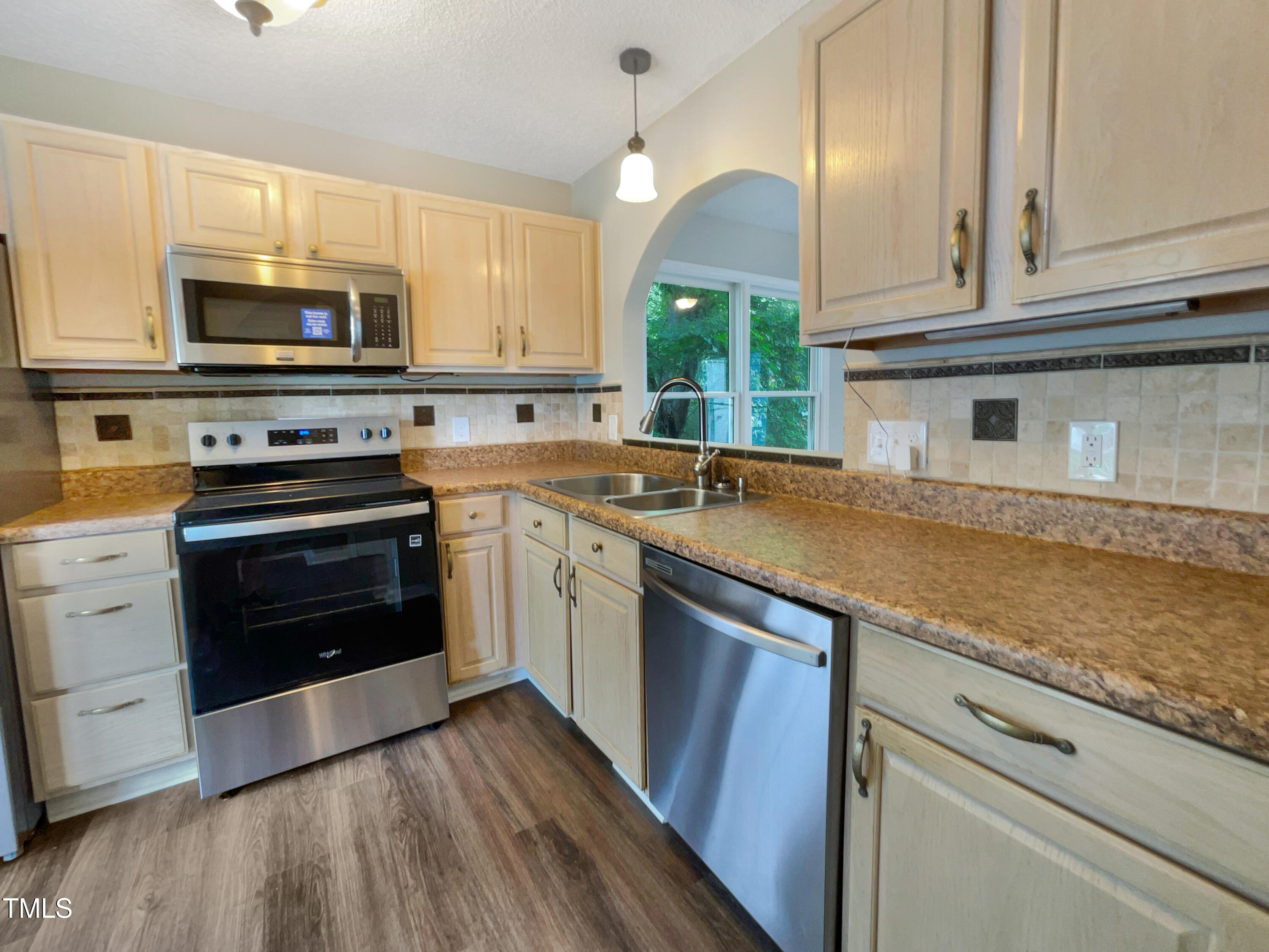 1638 Oakland Hills Way Raleigh, NC 27604 - Photo 6 of 21 photo_06