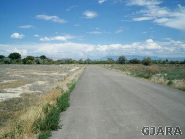 806 Mease Road Grand Junction, CO 81505 - Photo 2 of 5
