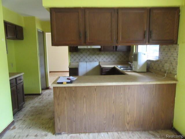 28700 Karr Road Belleville, MI 48111 - Photo 27 of 32