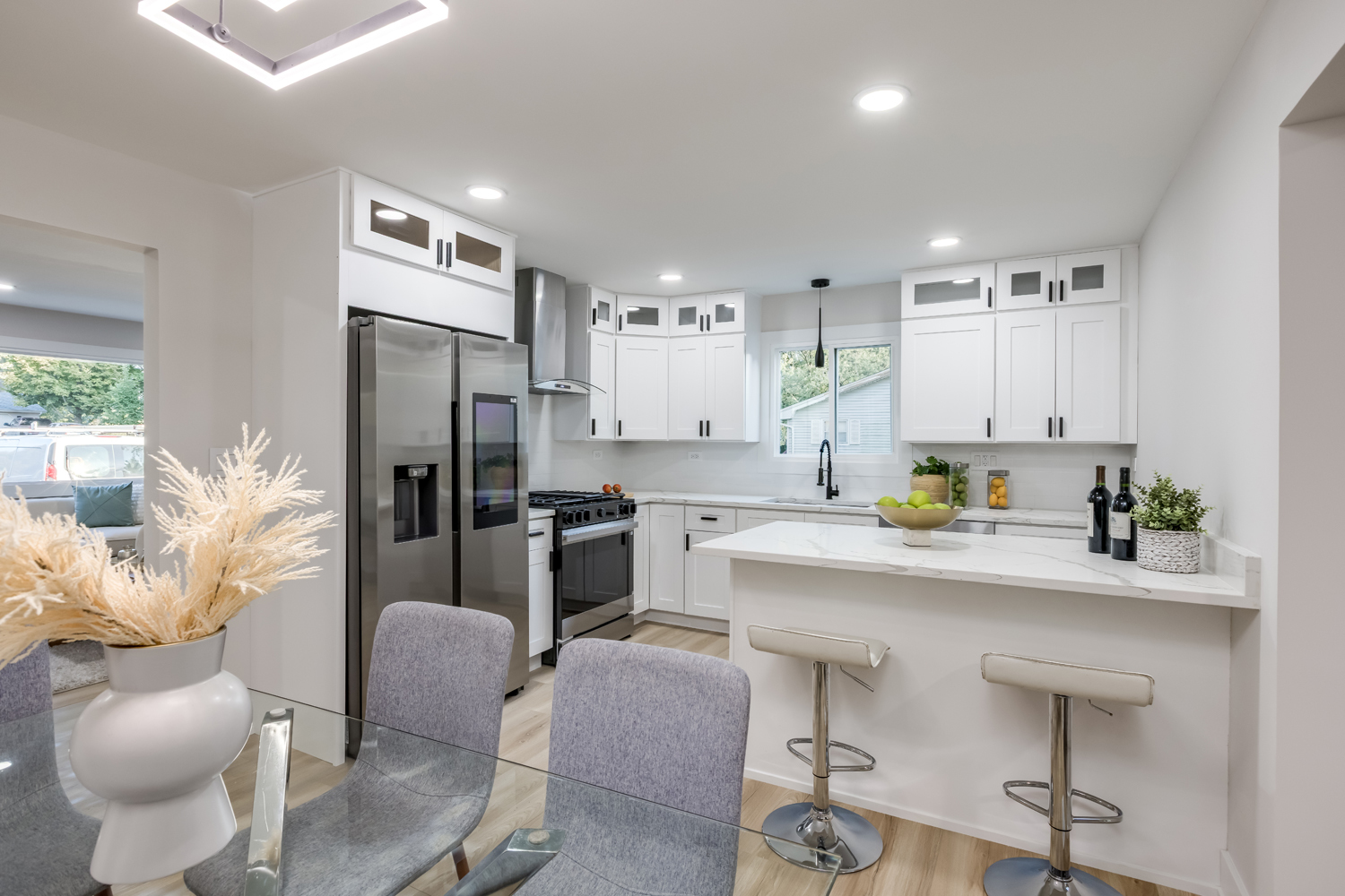 2421 Lockner Boulevard Joliet, IL 60431 - Photo 2 of 36