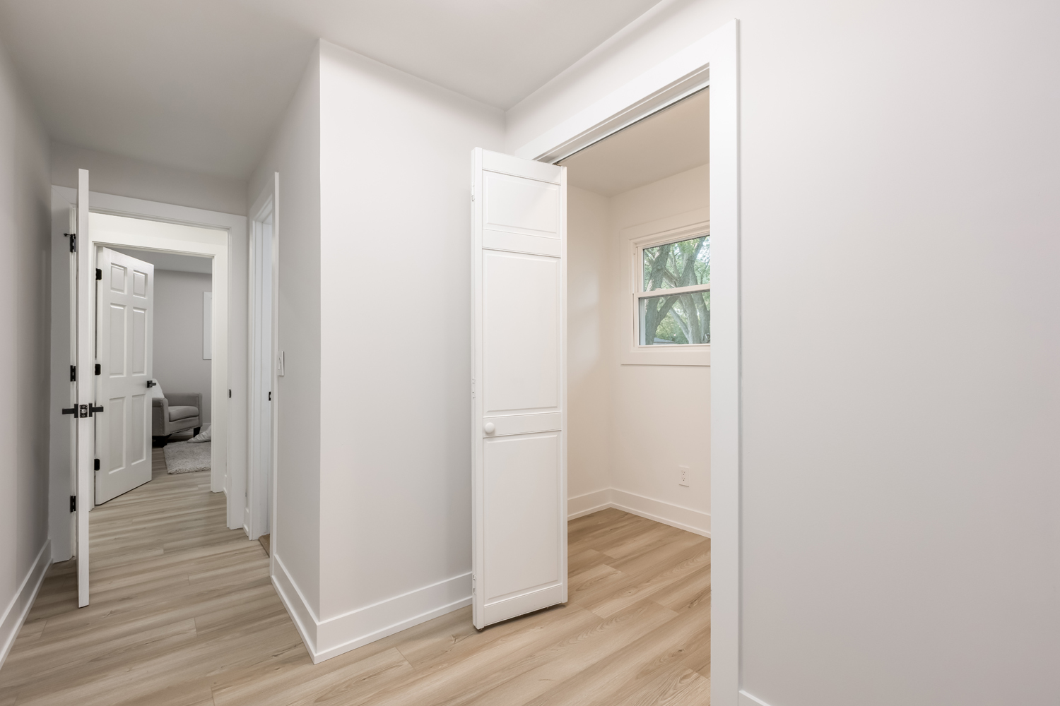 2421 Lockner Boulevard Joliet, IL 60431 - Photo 27 of 36