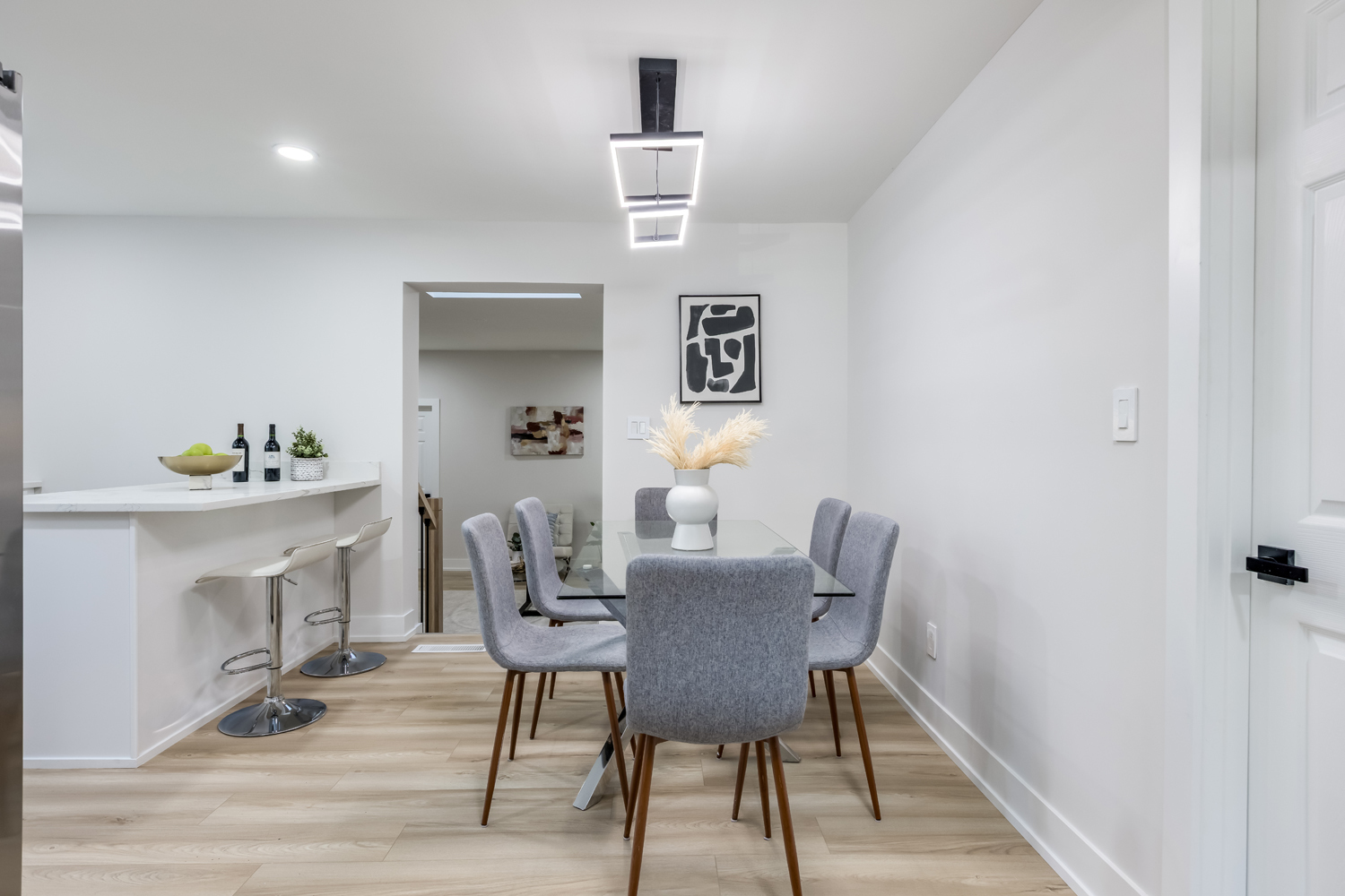 2421 Lockner Boulevard Joliet, IL 60431 - Photo 9 of 36