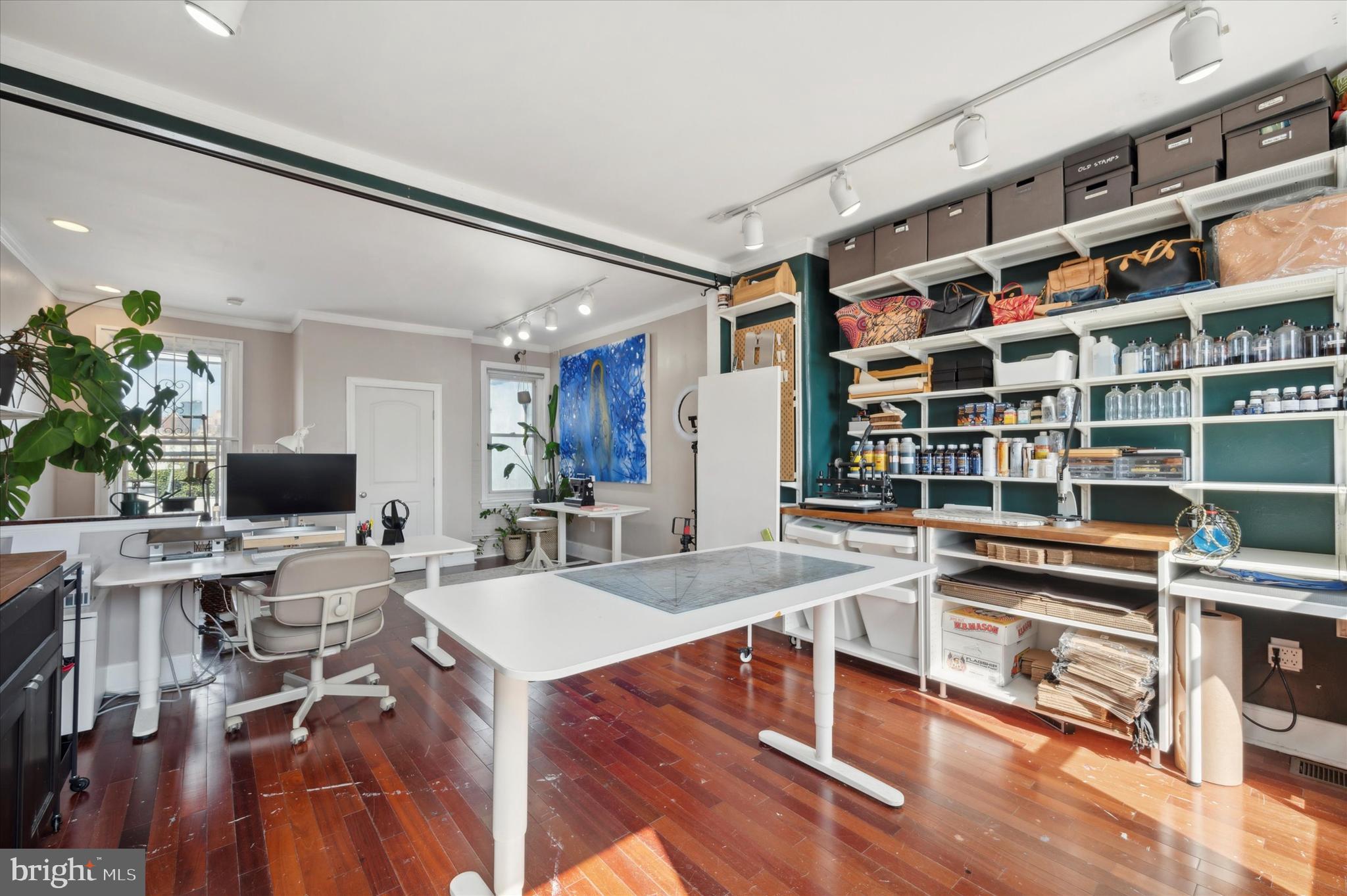 1415 Tasker Street Philadelphia, PA 19145 - Photo 23 of 27 Lots of options to fit your lifestyle