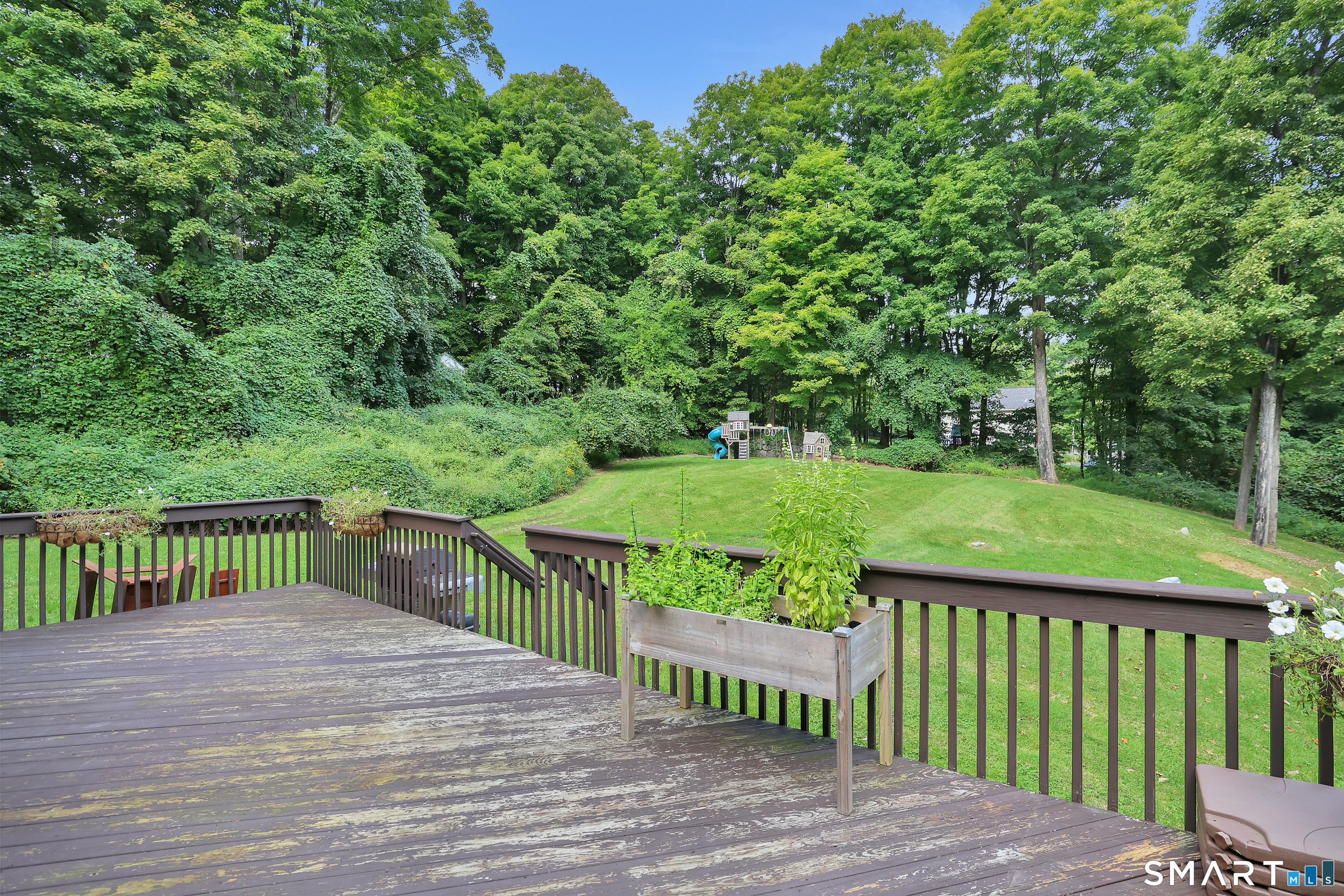 182 Green Hill Road Middlebury, CT 06762 - Photo 35 of 39 Gallery Image 35