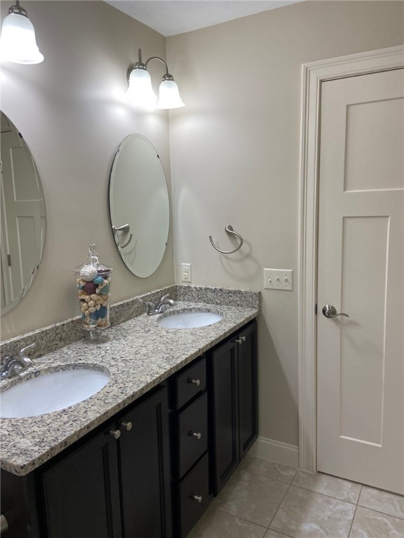 41 Hickory Road Cumberland, RI 02864 - Photo 13 of 28