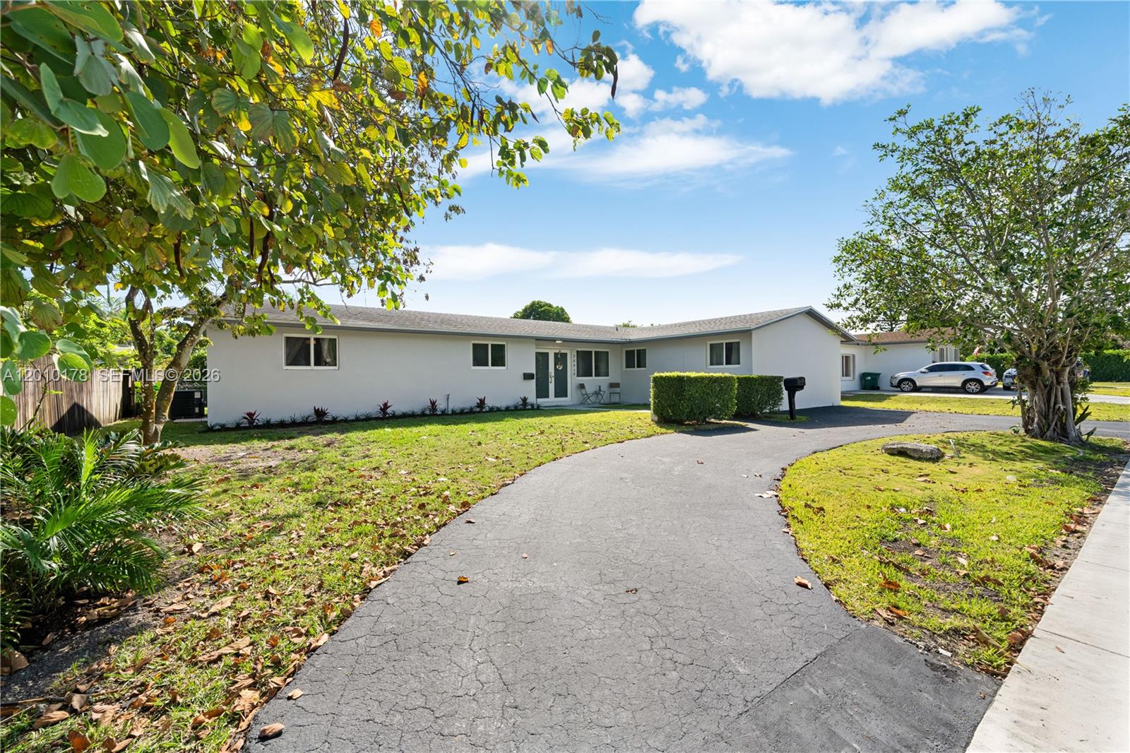 20010 Franjo Road Cutler Bay, FL 33189 - Photo 1 of 22 Gallery Image 1