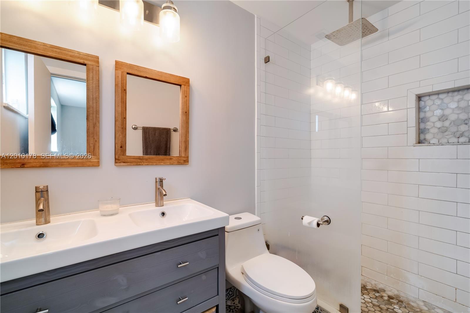 20010 Franjo Road Cutler Bay, FL 33189 - Photo 9 of 22 Gallery Image 9