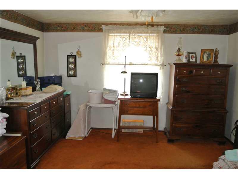 810 Evergreen Road Leechburg, PA 15656 - Photo 8 of 12 Master Bedroom.