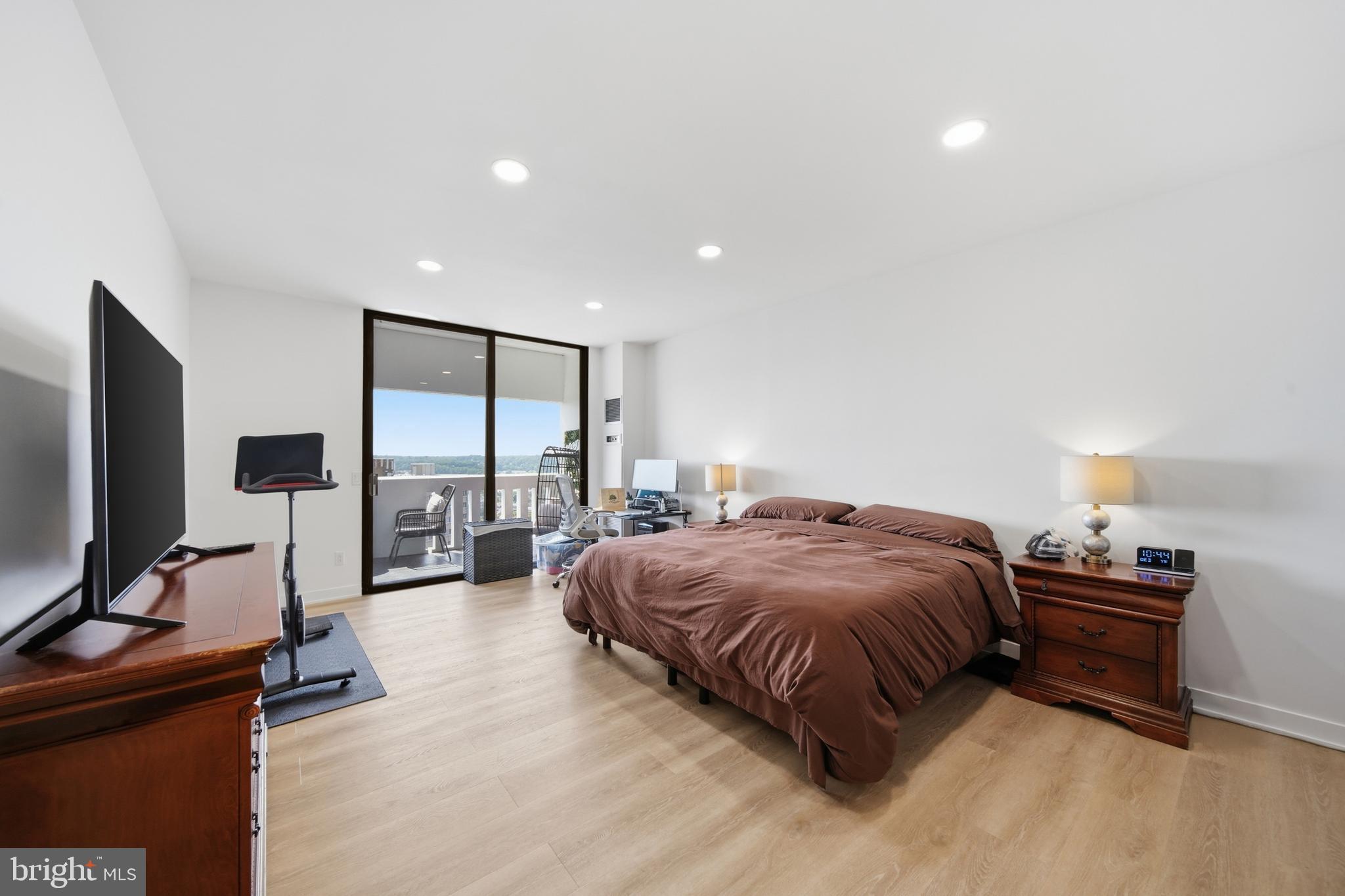 6101 Edsall Road, Unit 1805 Alexandria, VA 22304 - Photo 46 of 49 Gallery Image 46